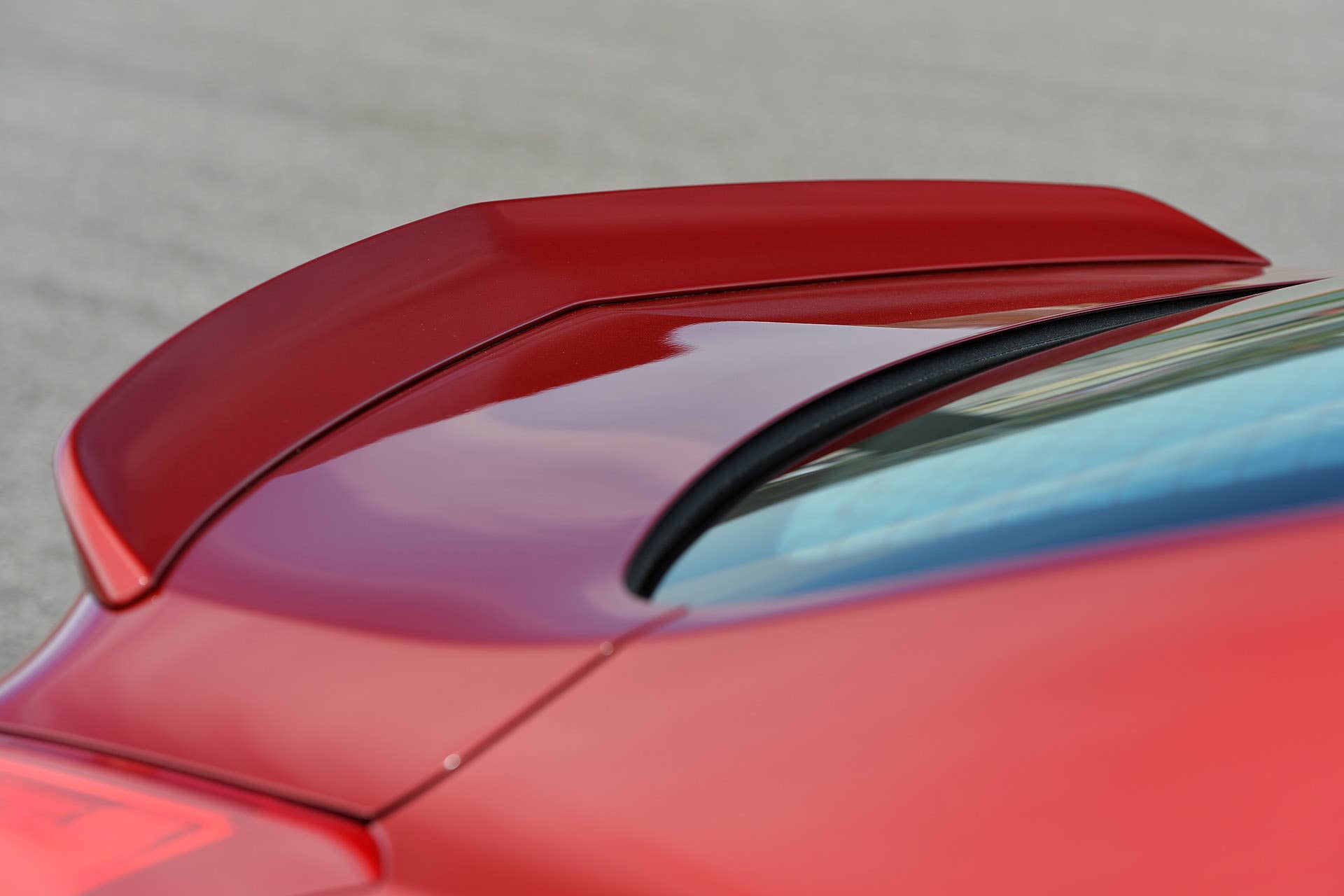 2016 Cadillac ATS-V rear spoiler