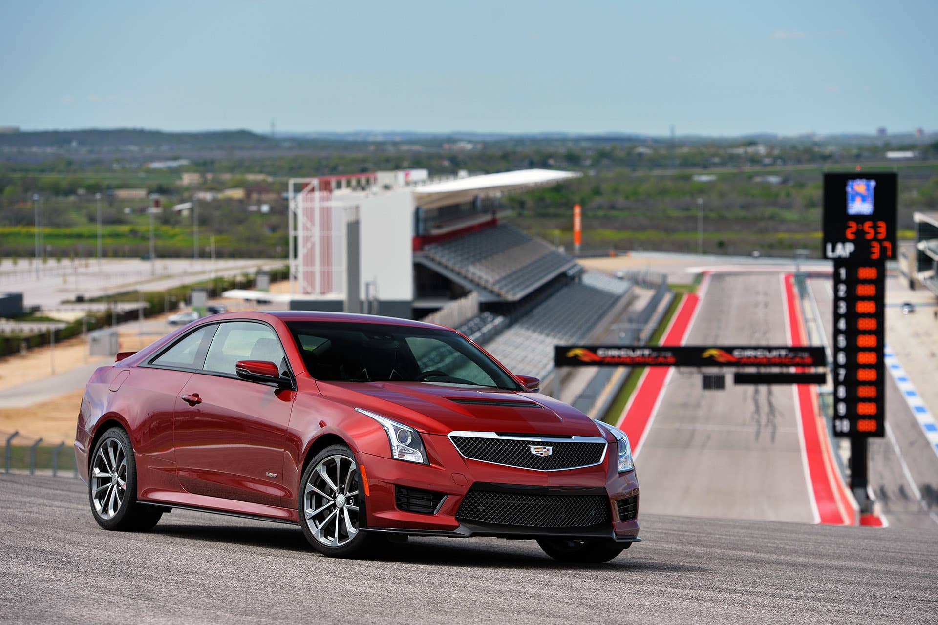2016 Cadillac ATS-V front 3/4 view