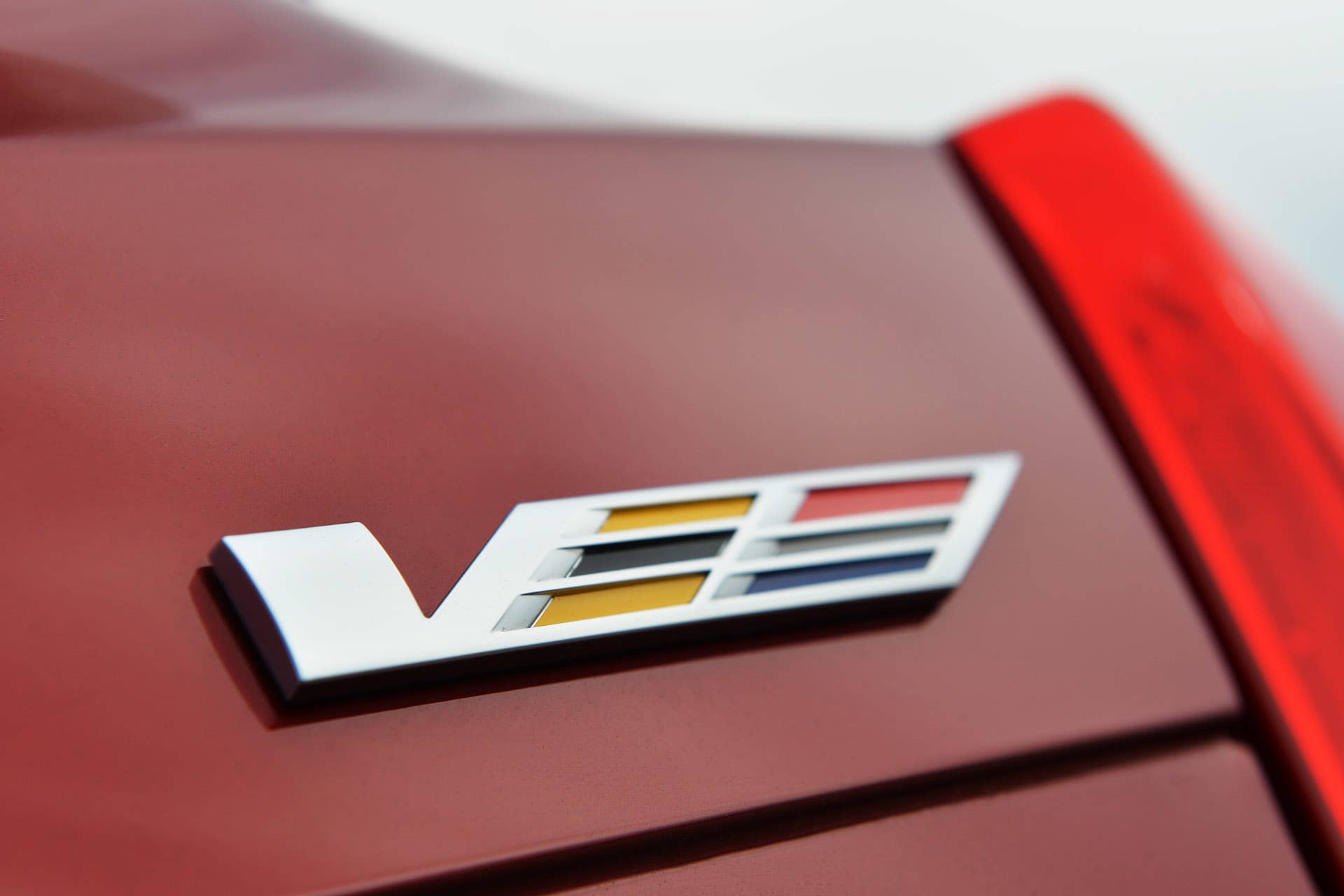 2016 Cadillac ATS-V badge