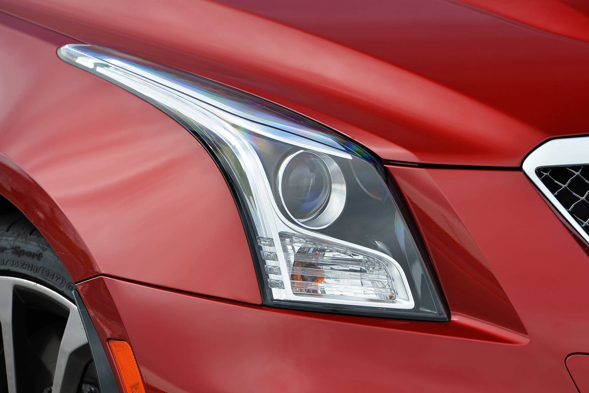 2016 Cadillac ATS-V headlight