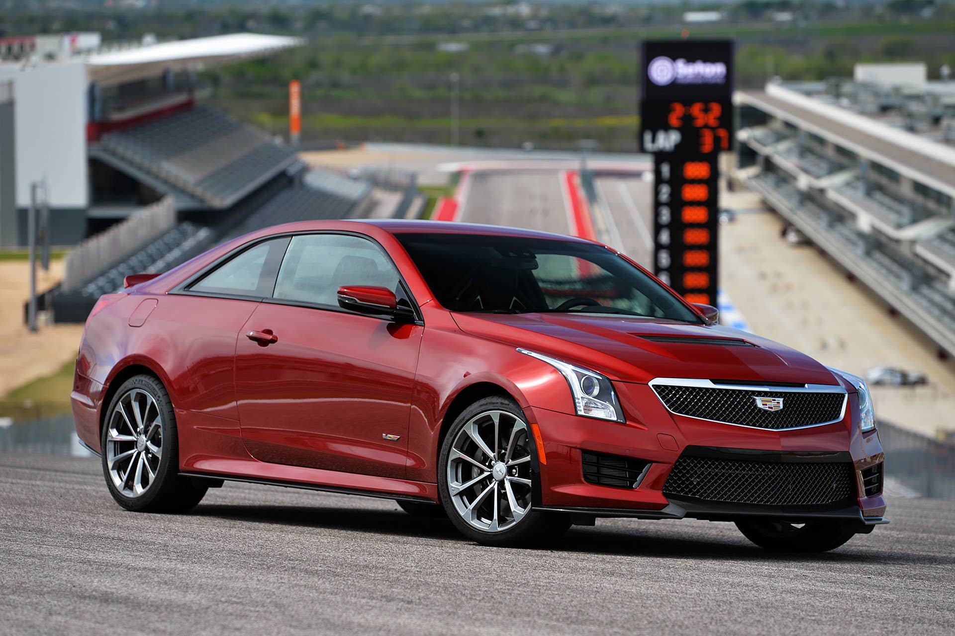 2016 Cadillac ATS-V front 3/4 view