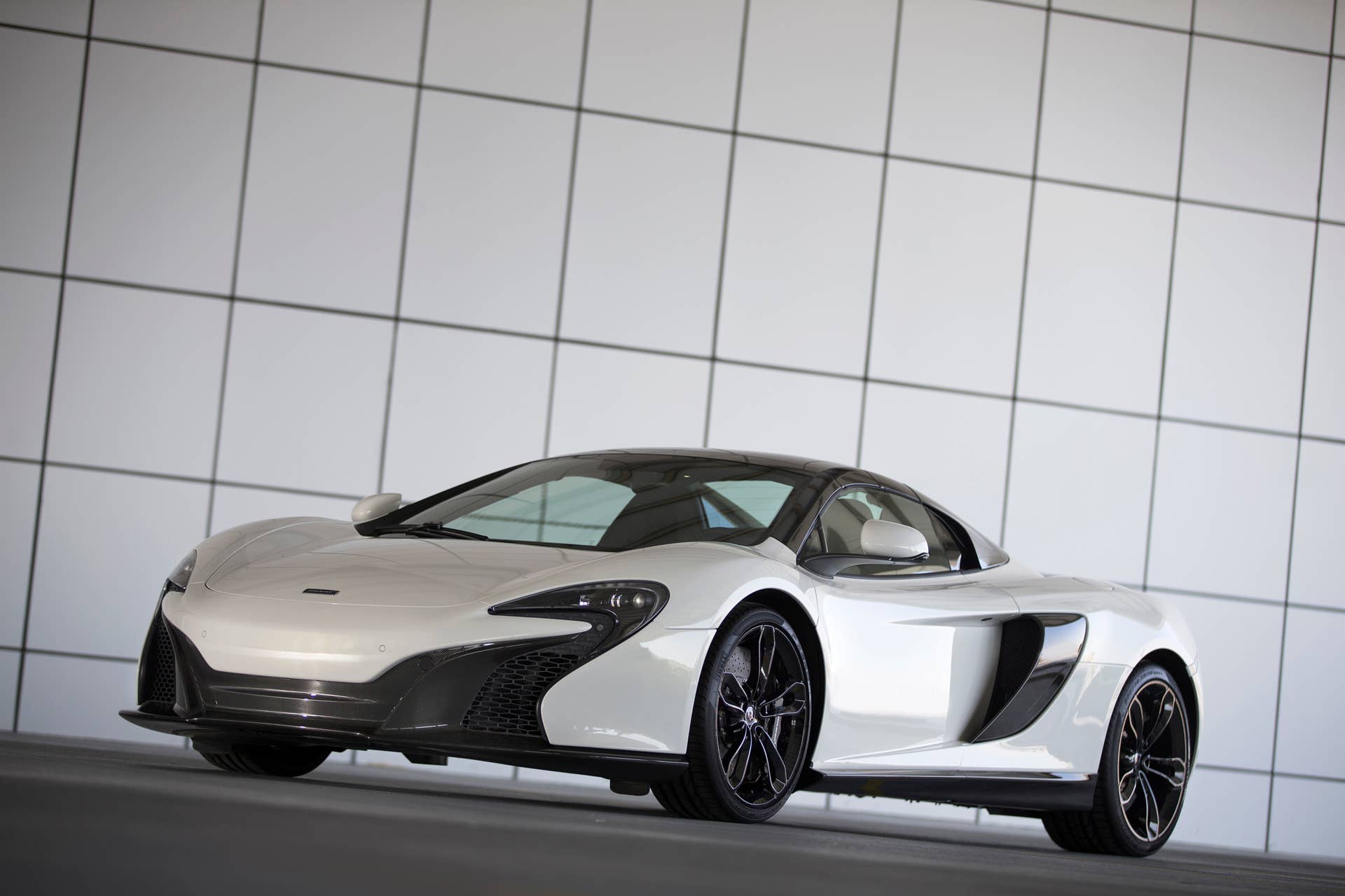 McLaren 650S Spider Al Sahara 79 by MSO static front 3/4