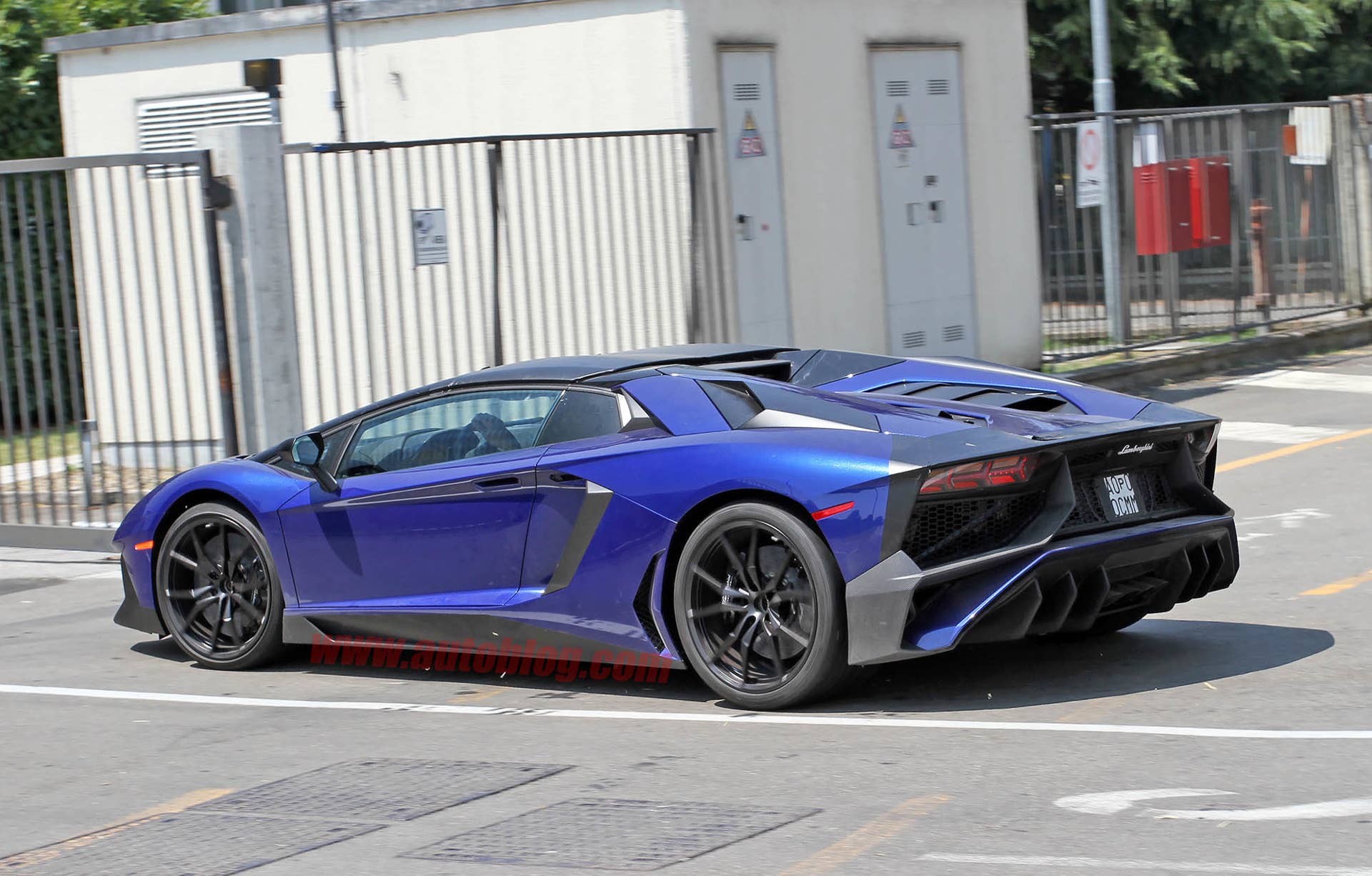 Lamborghini Aventador LP 750-4 SV Roadster rear 3/4