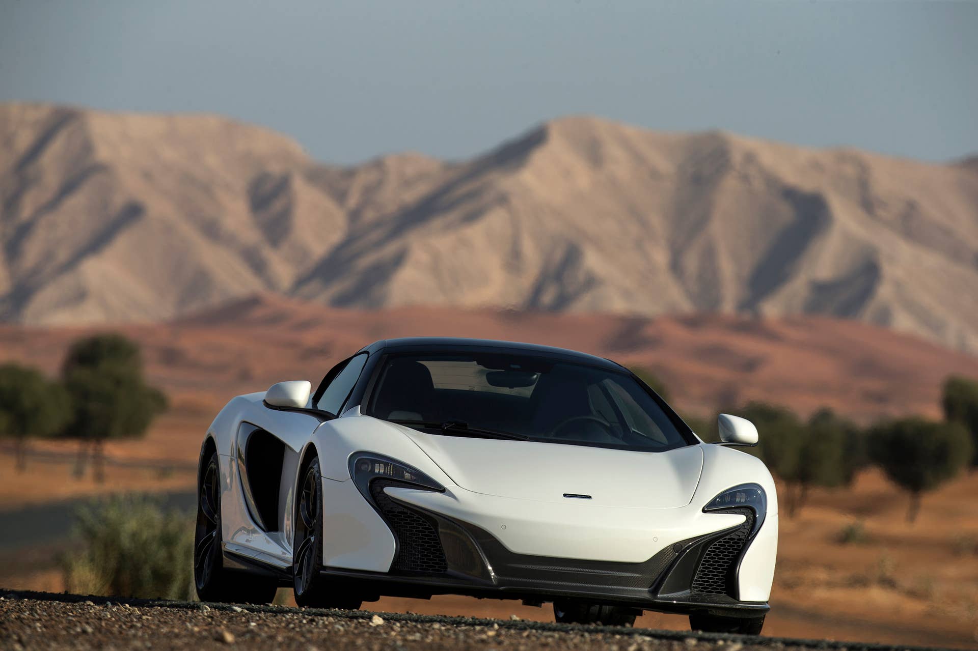 McLaren 650S Spider Al Sahara 79 by MSO desert front