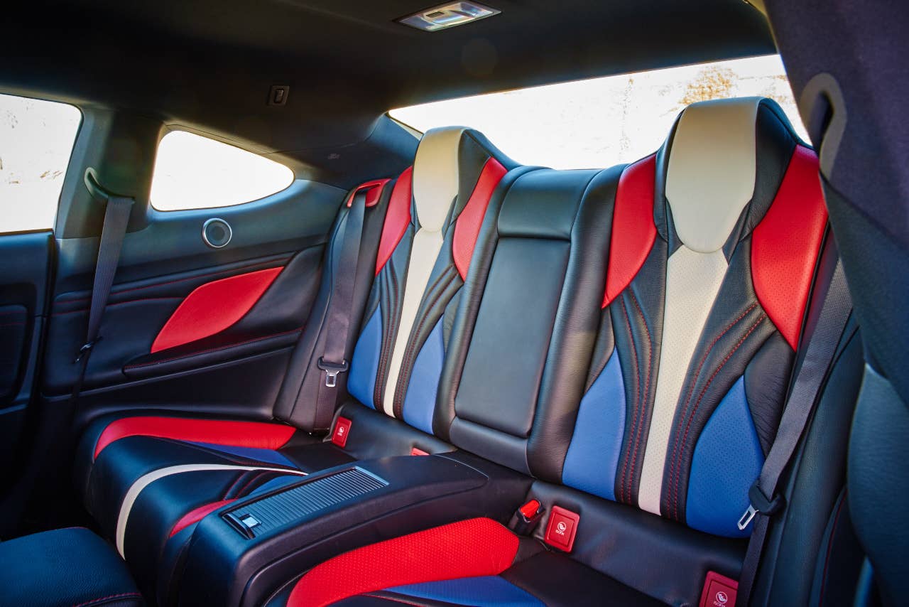 Lexus RC F Clippers Edition rear seats interior
