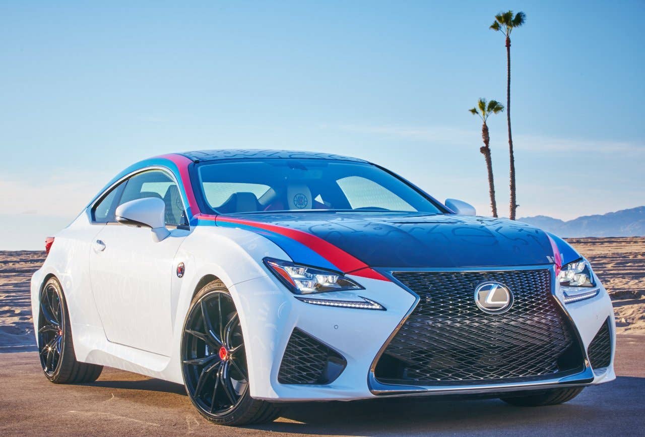 Lexus RC F Clippers Edition front 3/4