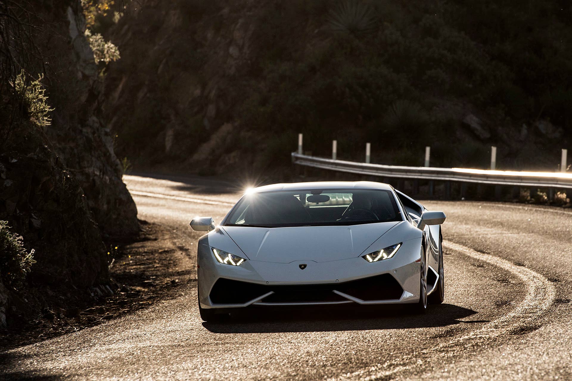 2015 Lamborghini Huracan LP 610-4 driving
