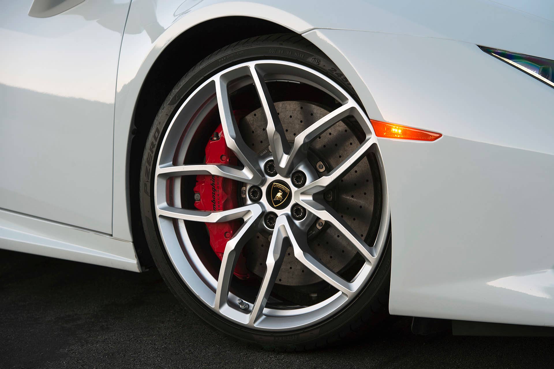 2015 Lamborghini Huracan LP 610-4 wheel