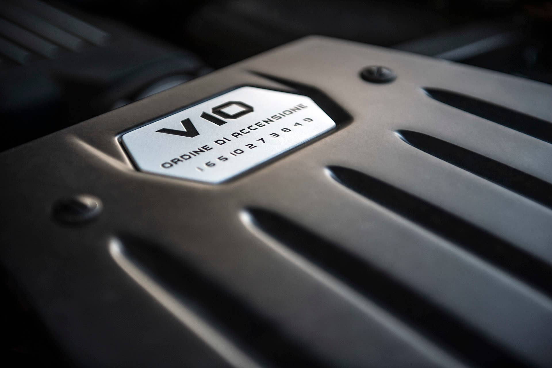 2015 Lamborghini Huracan LP 610-4 engine detail