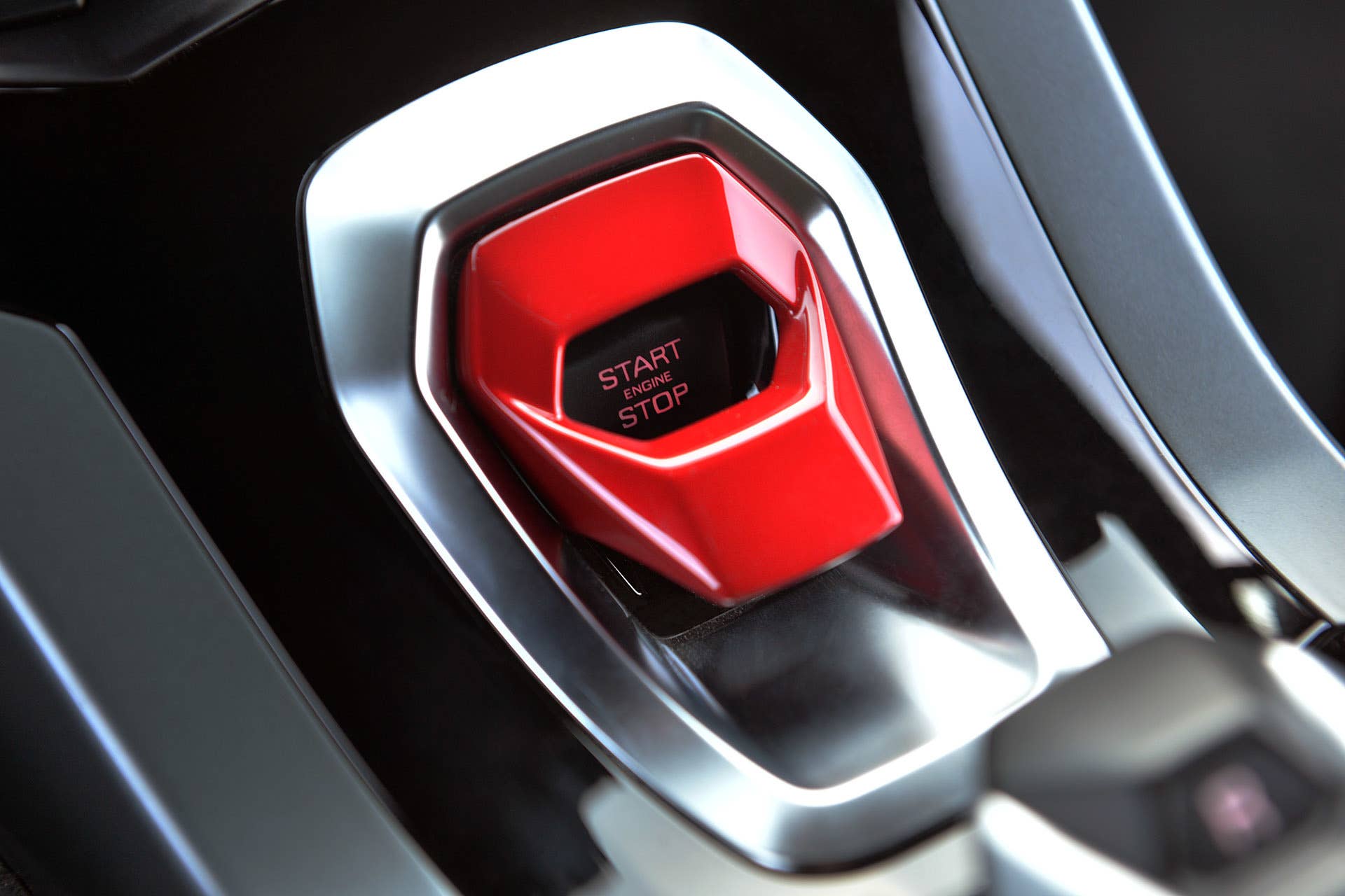 2015 Lamborghini Huracan LP 610-4 start button