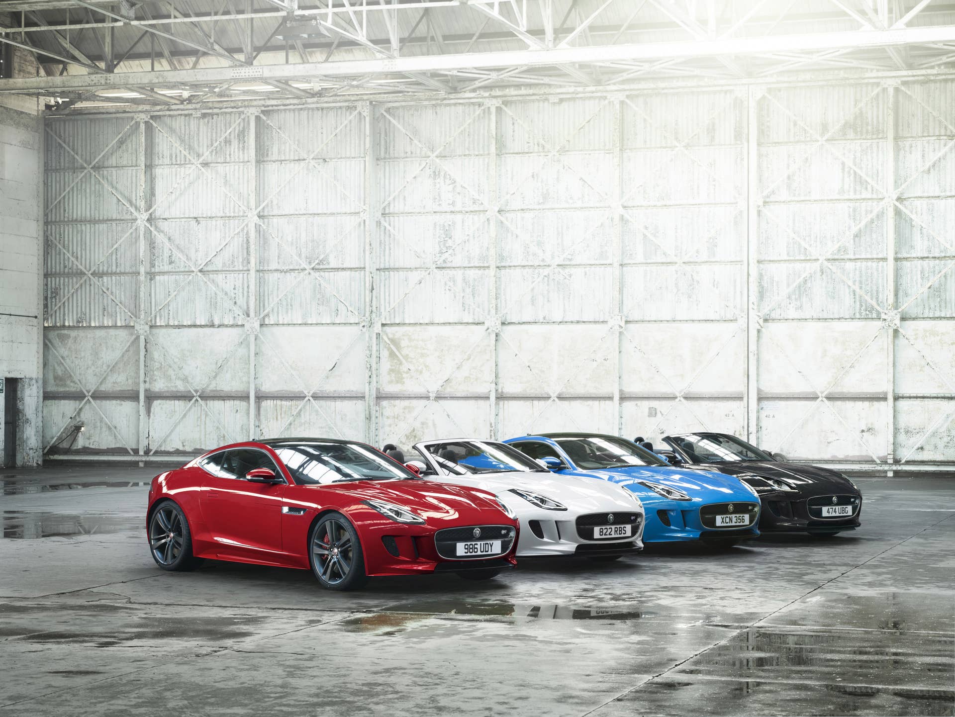 Jaguar F-Type British Design Edition color lineup