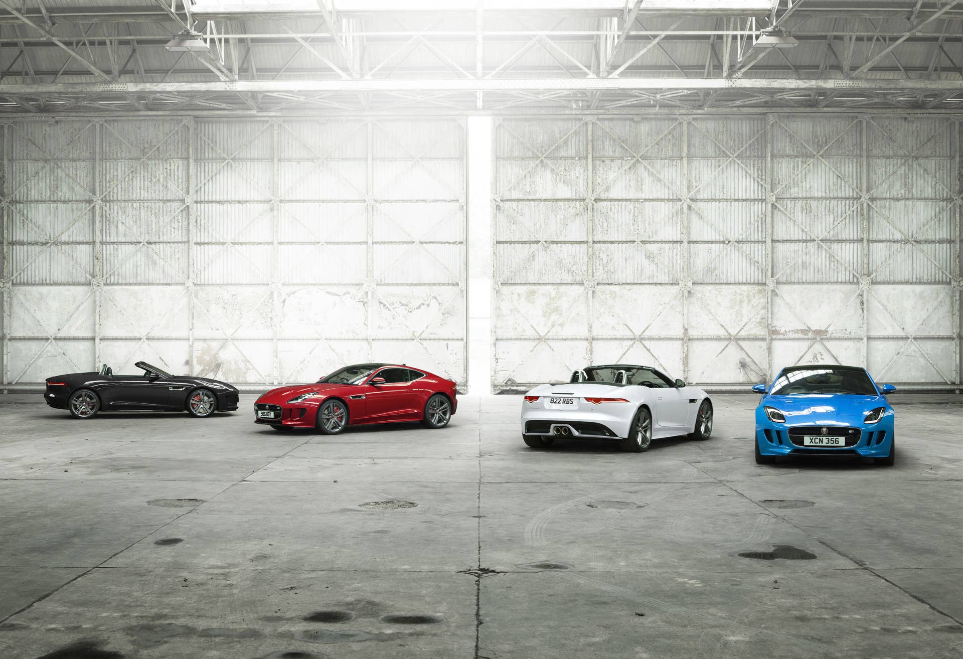 Jaguar F-Type British Design Edition colors