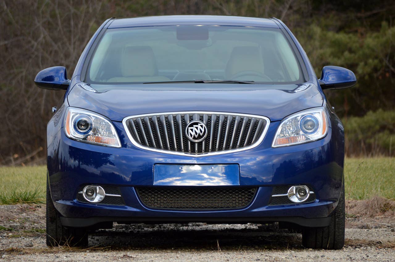 2013 Buick Verano Turbo front view