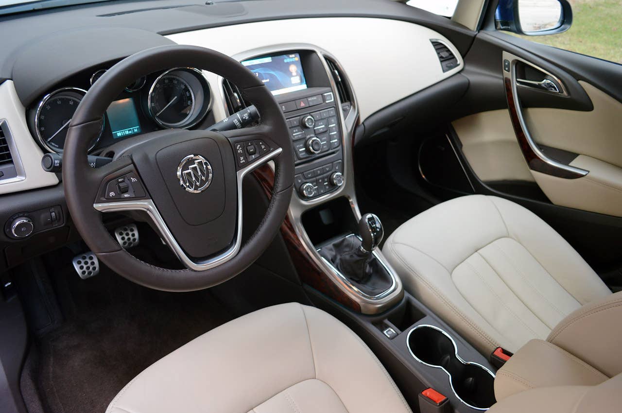 2013 Buick Verano Turbo interior