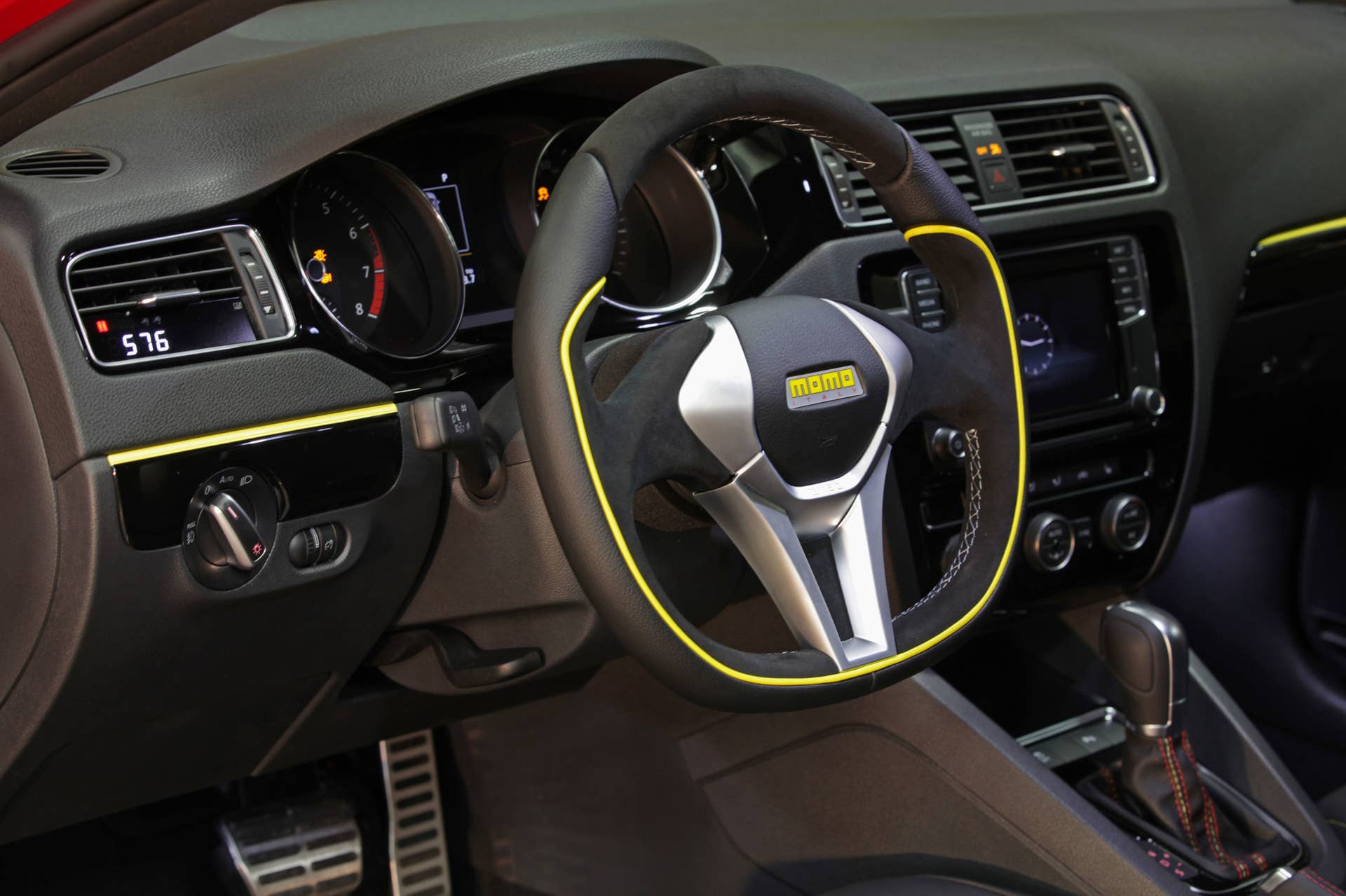 momo vw jetta gli interior