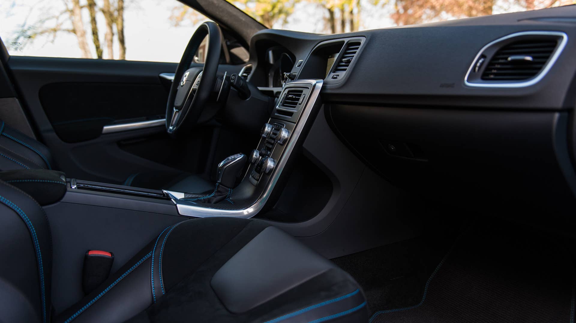2017 volvo v60 and s60 polestar seats