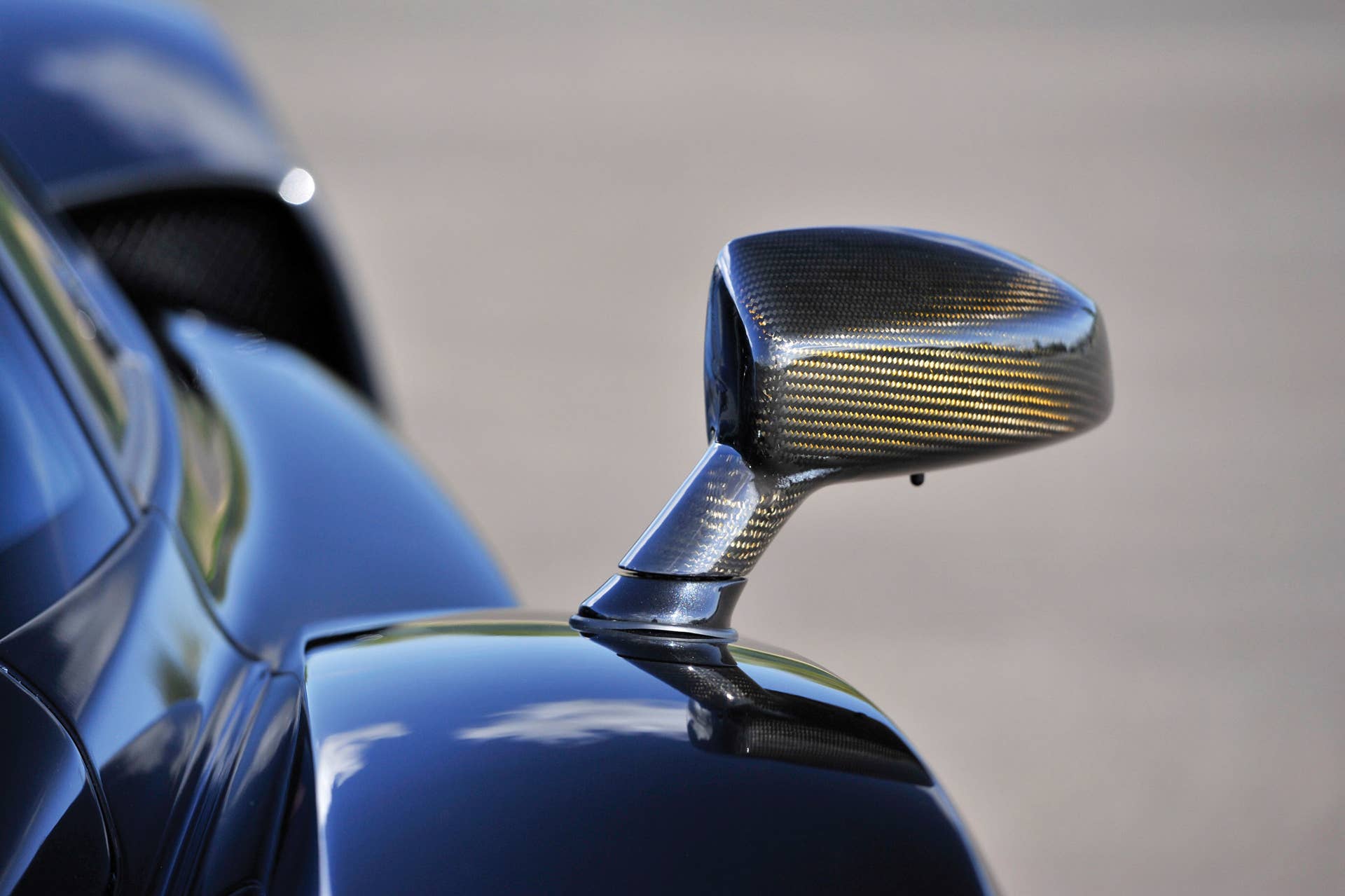 2004 ferrari enzo mirror