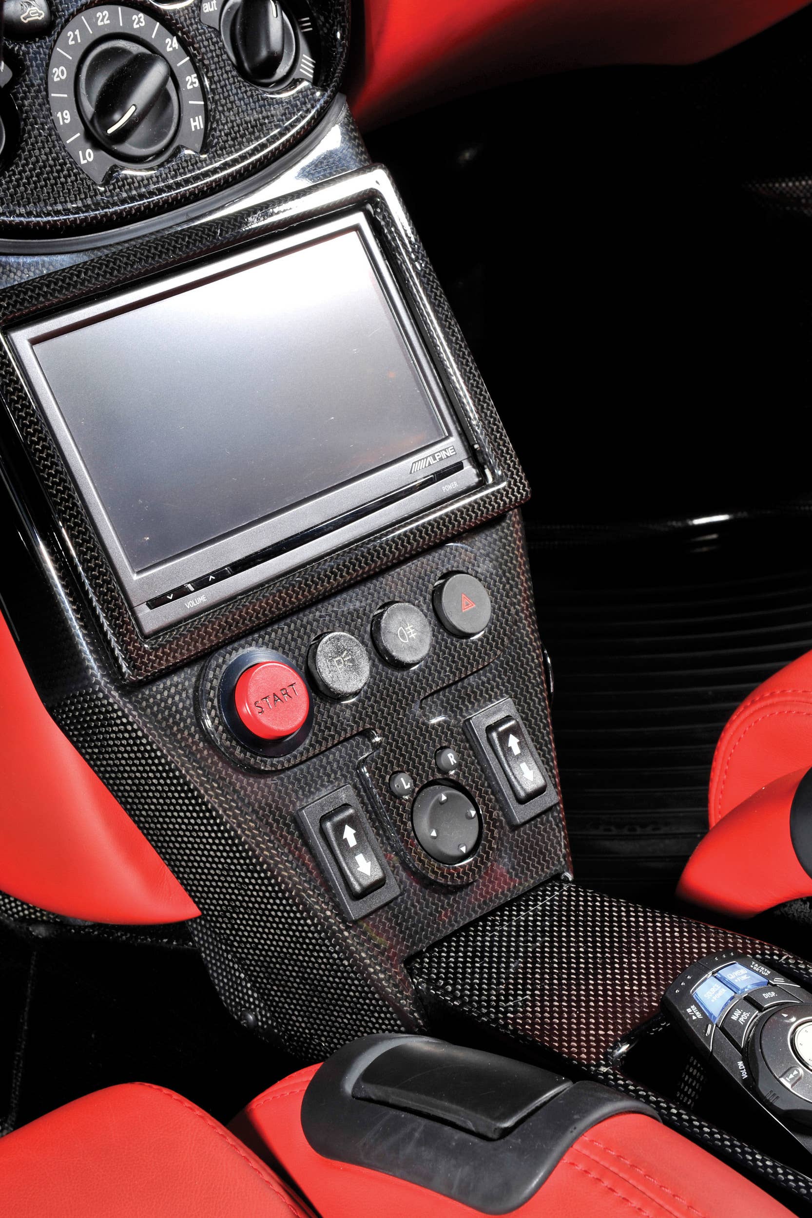 2004 ferrari enzo satellite navigation