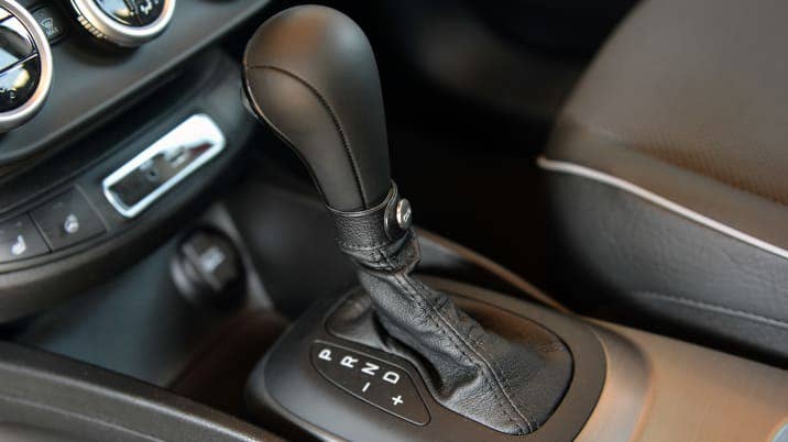 2016 Fiat 500X shifter