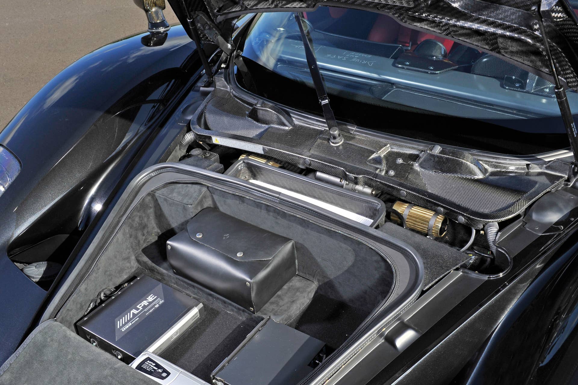 2004 ferrari enzo front storage