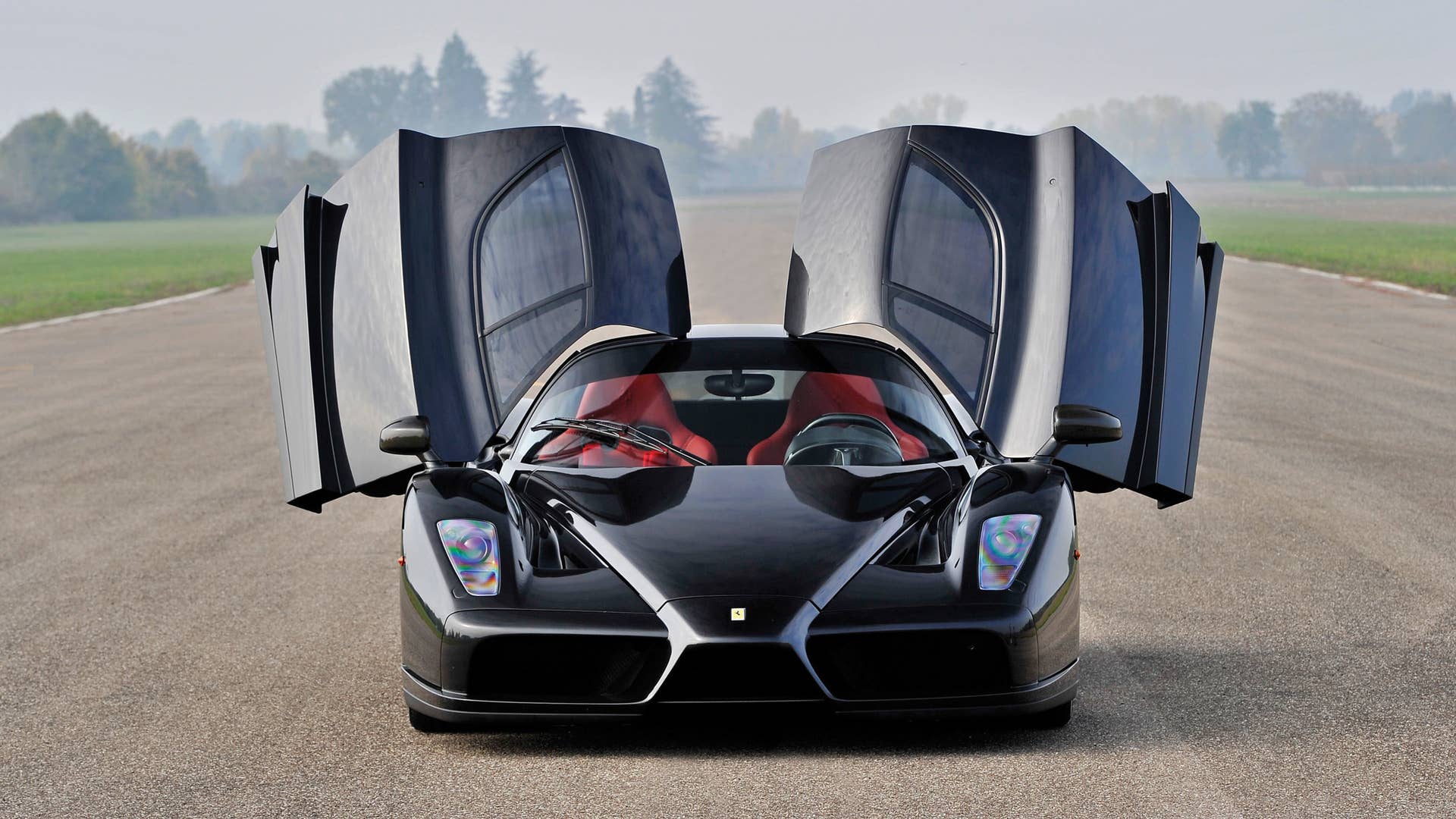 2004 ferrari enzo doors open