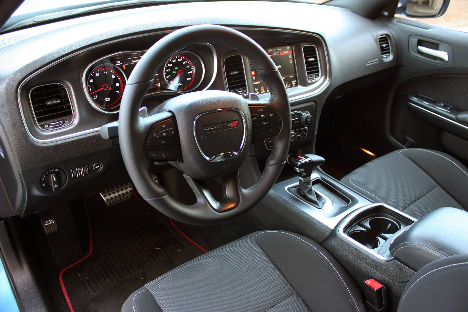 2015 Dodge Charger R/T Scat Pack interior
