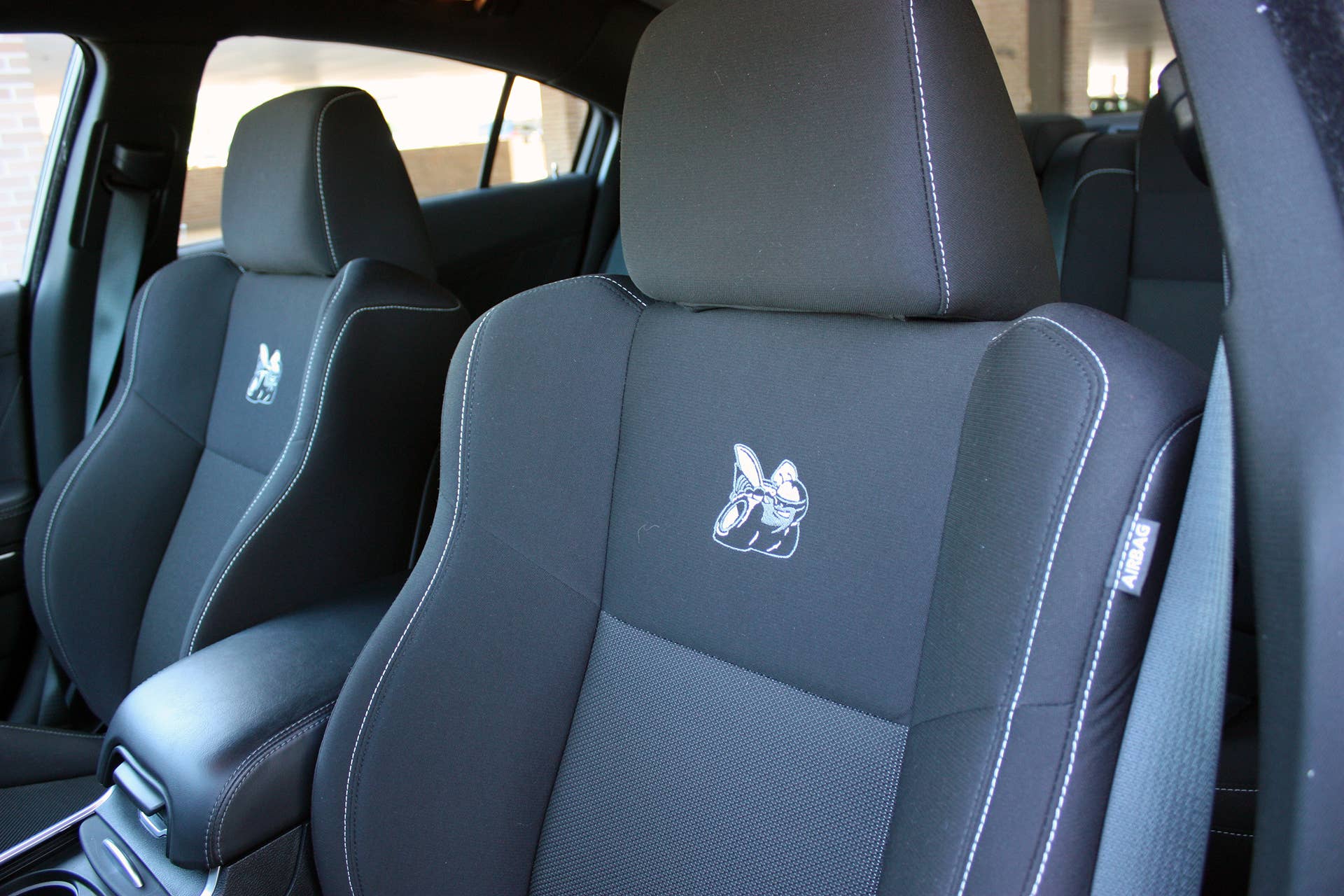 2015 Dodge Charger R/T Scat Pack seats