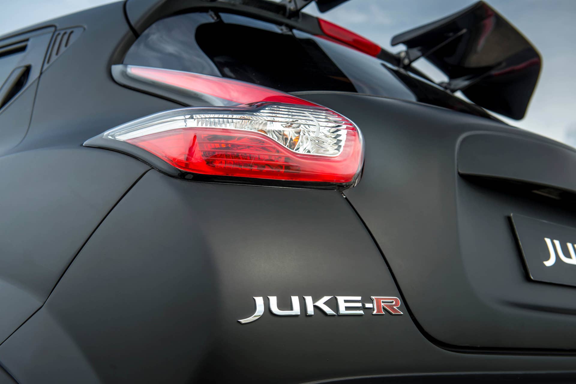 Nissan Juke-R 2.0 rear detail
