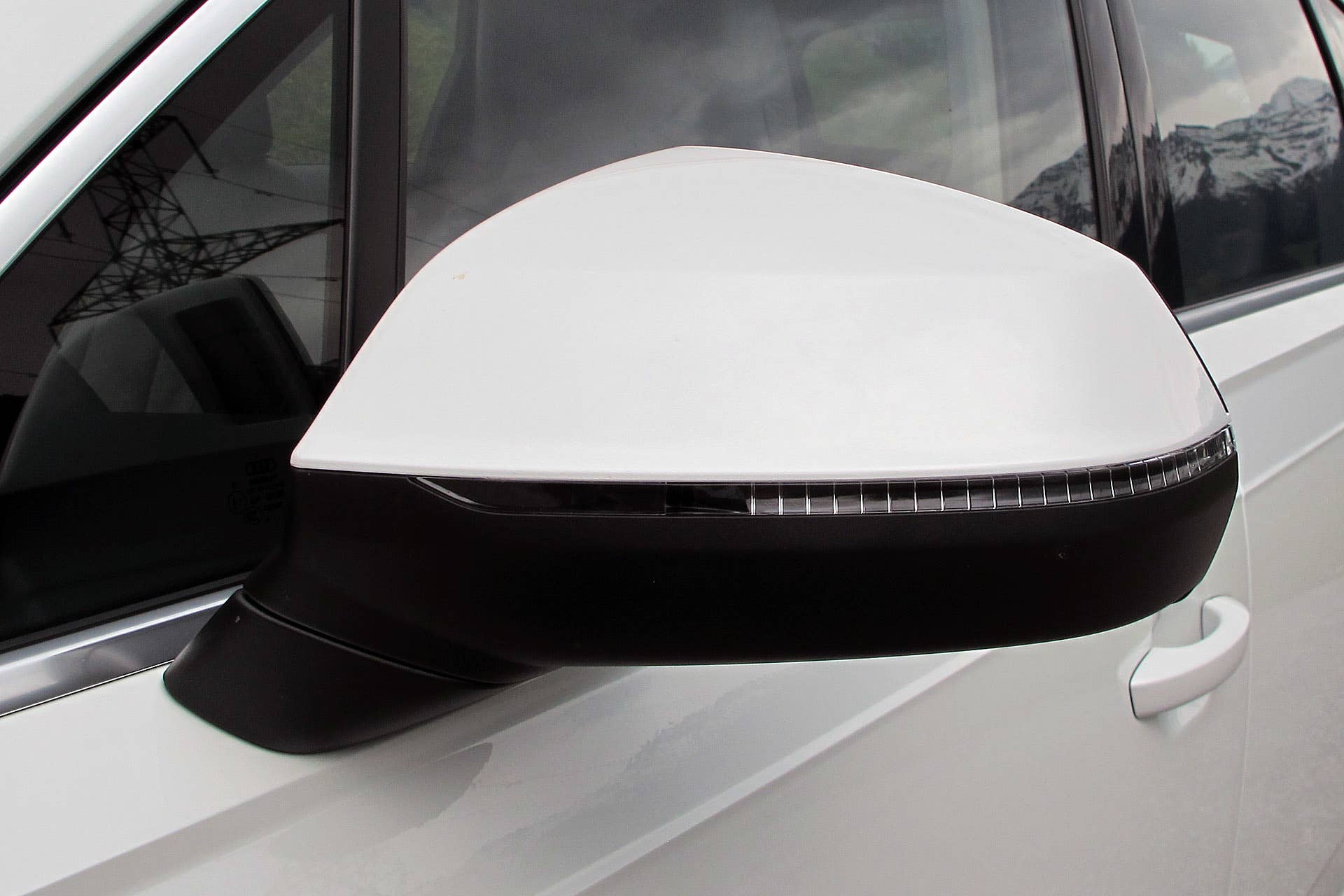 2017 Audi Q7 side mirror