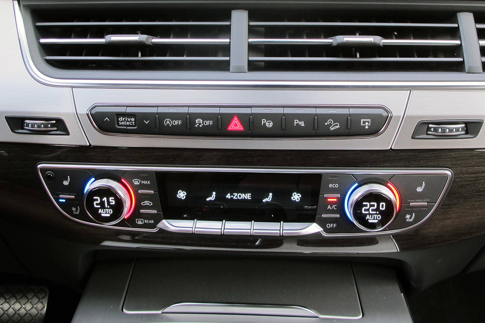 2017 Audi Q7 climate controls