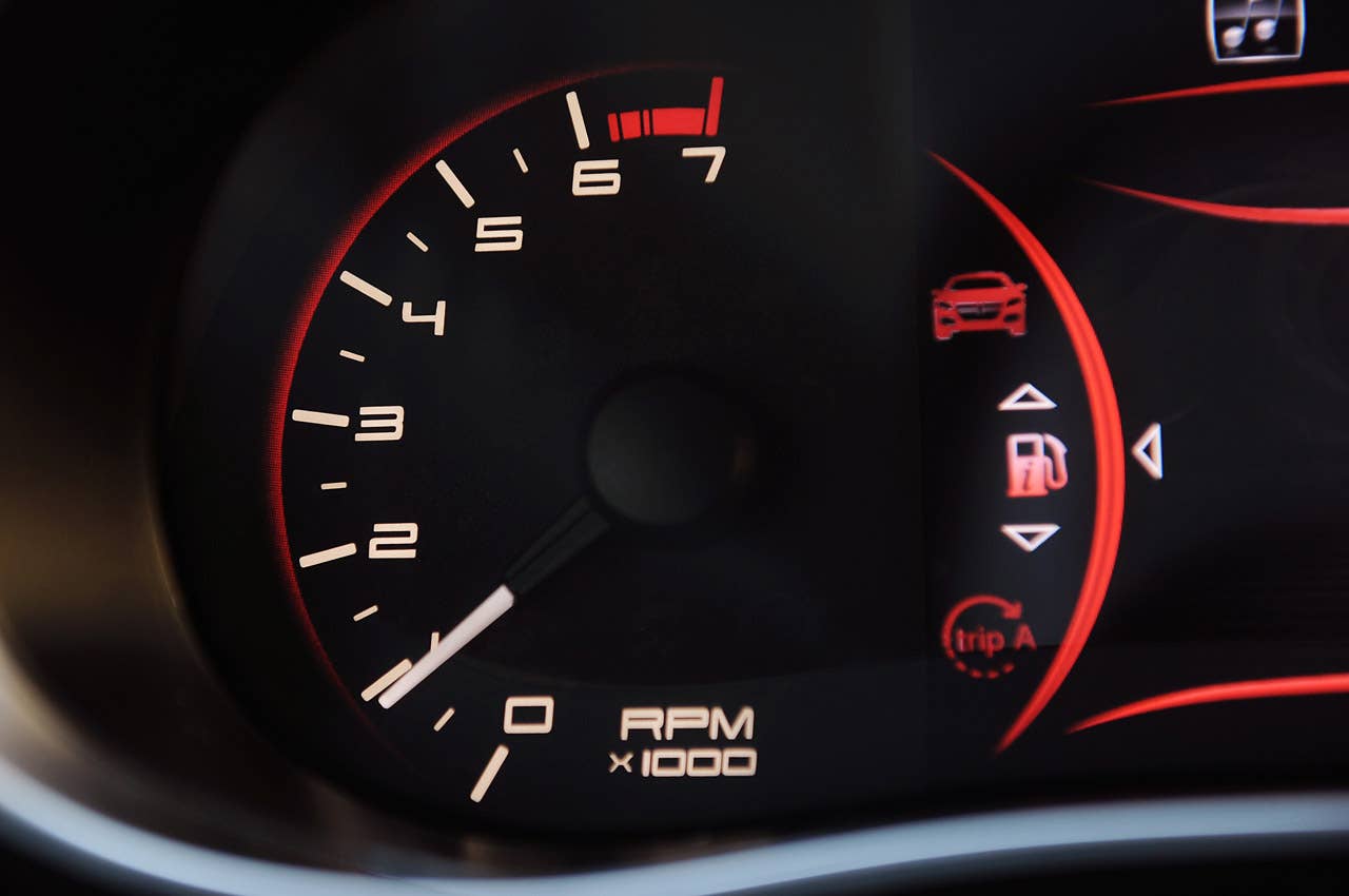 2013 Dodge Dart tachometer