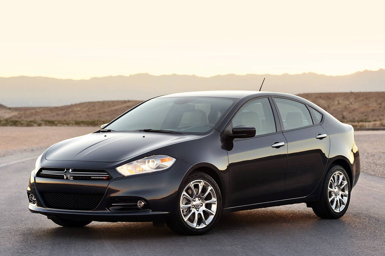 2013 Dodge Dart front 3/4 view