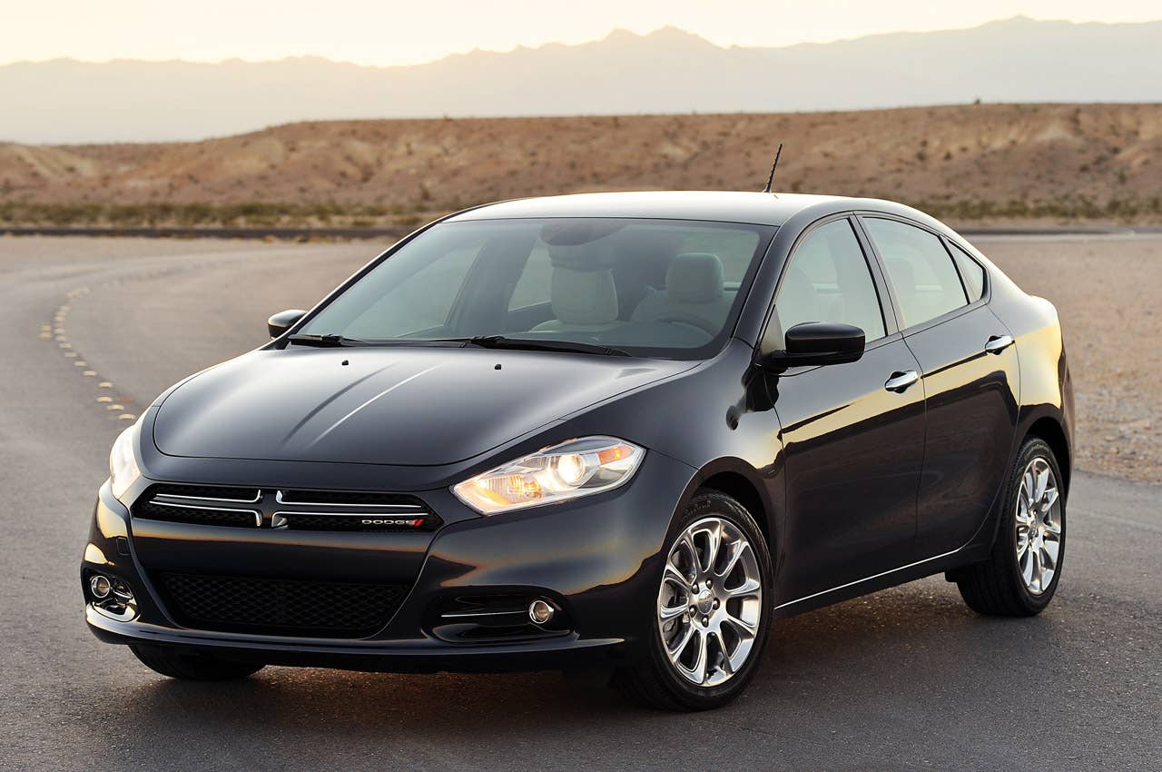 2013 Dodge Dart front 3/4 view