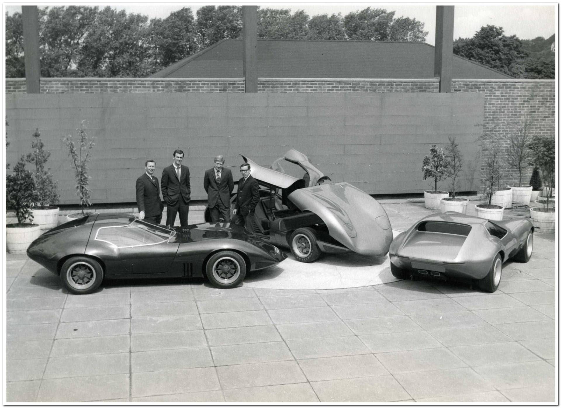 1966 Vvauxhall xvr concept design