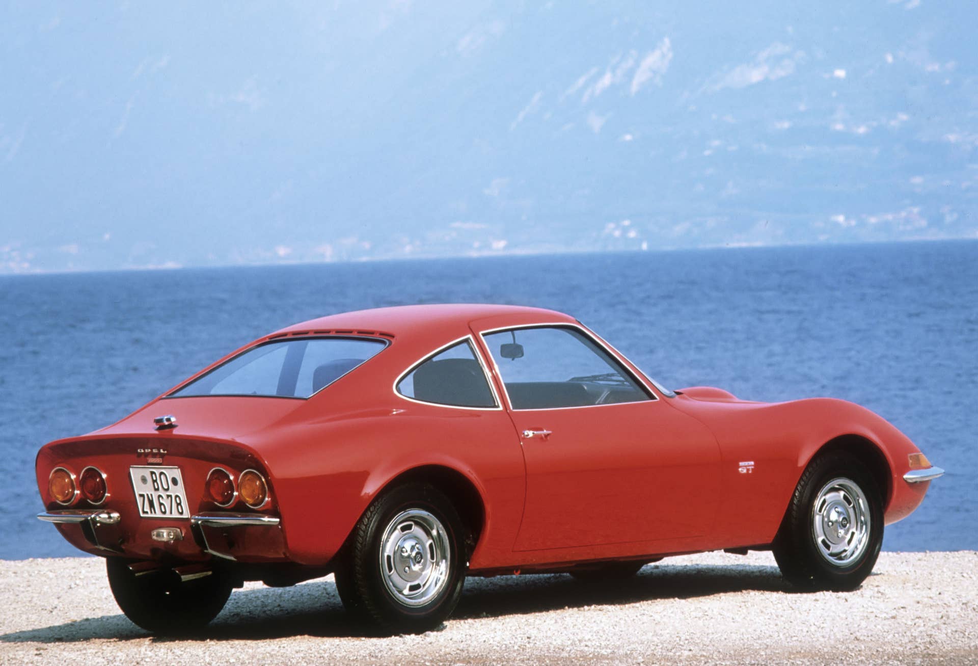 1965 opel experimental gt rear