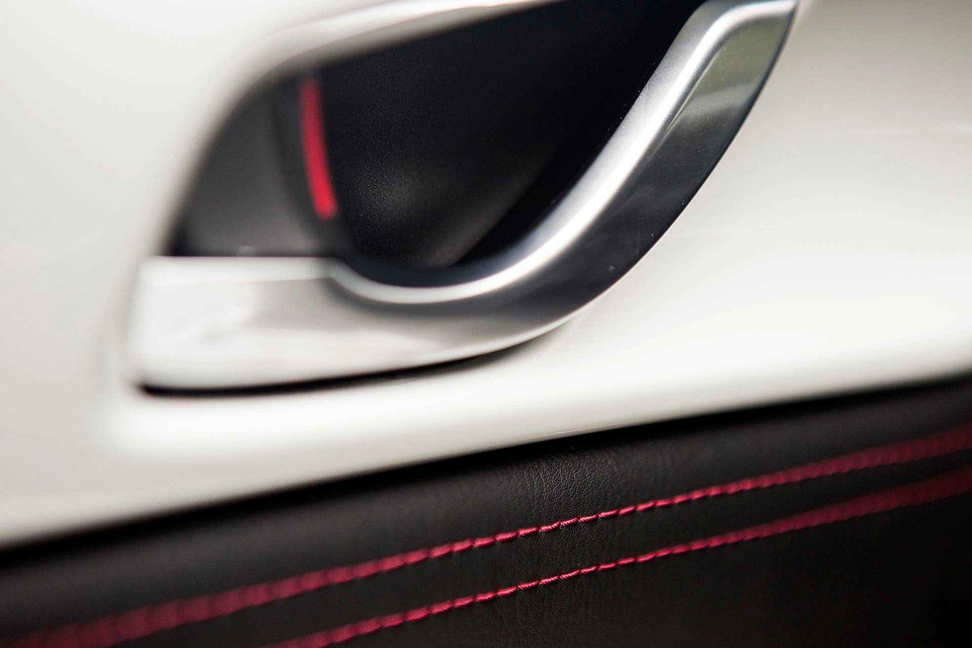 2016 Mazda MX-5 Miata door handle