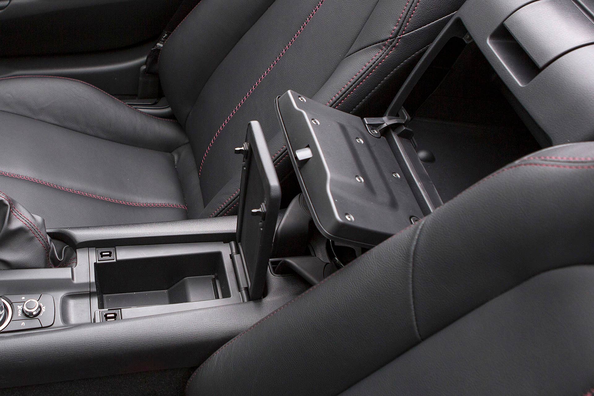 2016 Mazda MX-5 Miata storage bins