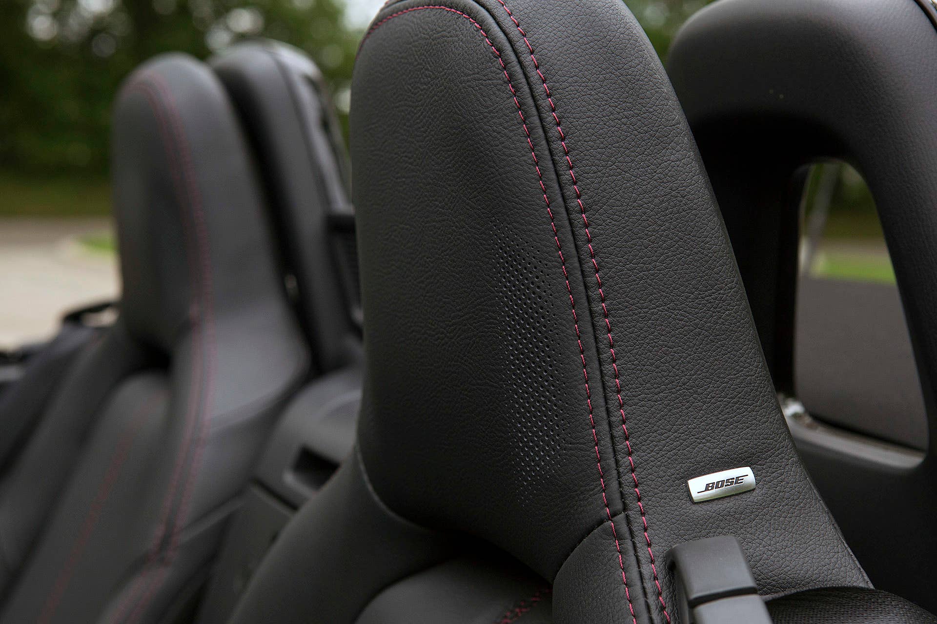 2016 Mazda MX-5 Miata seats