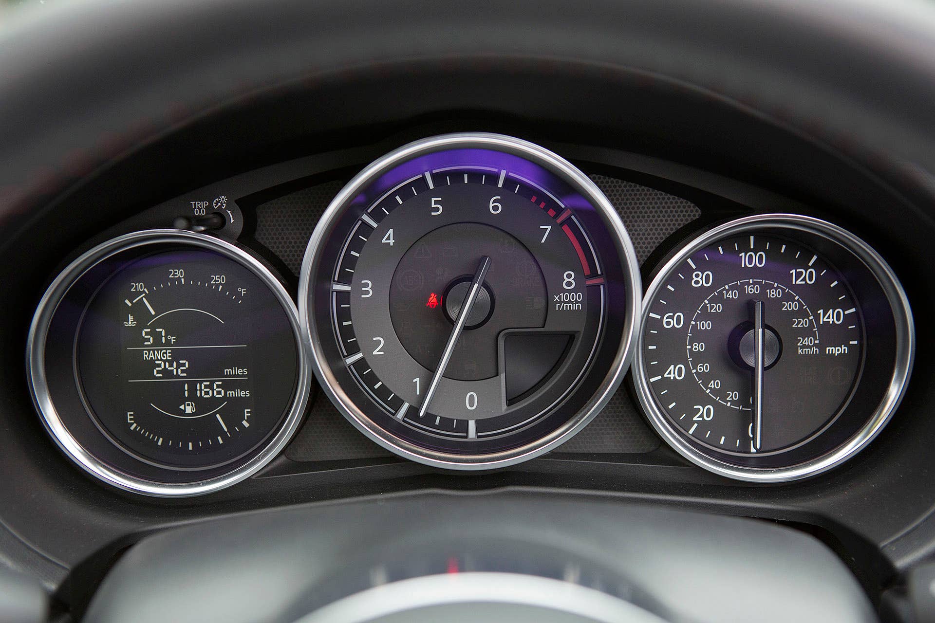 2016 Mazda MX-5 Miata gauges