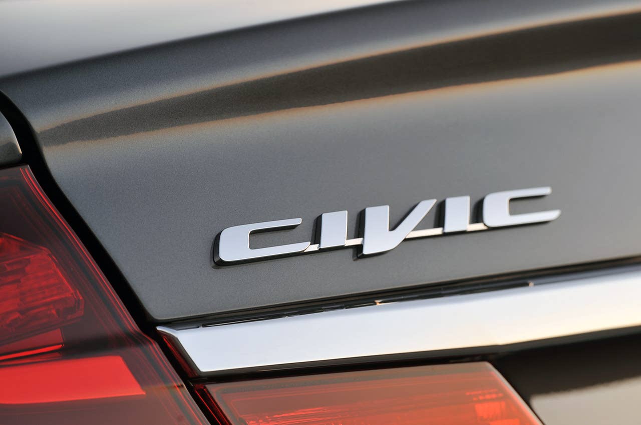 2013 Honda Civic badge