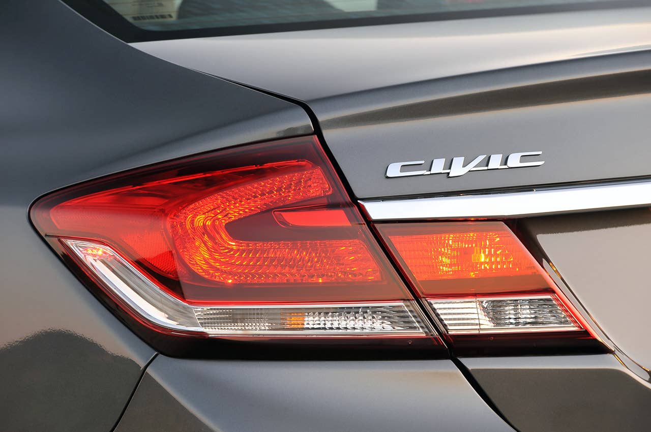 2013 Honda Civic taillight
