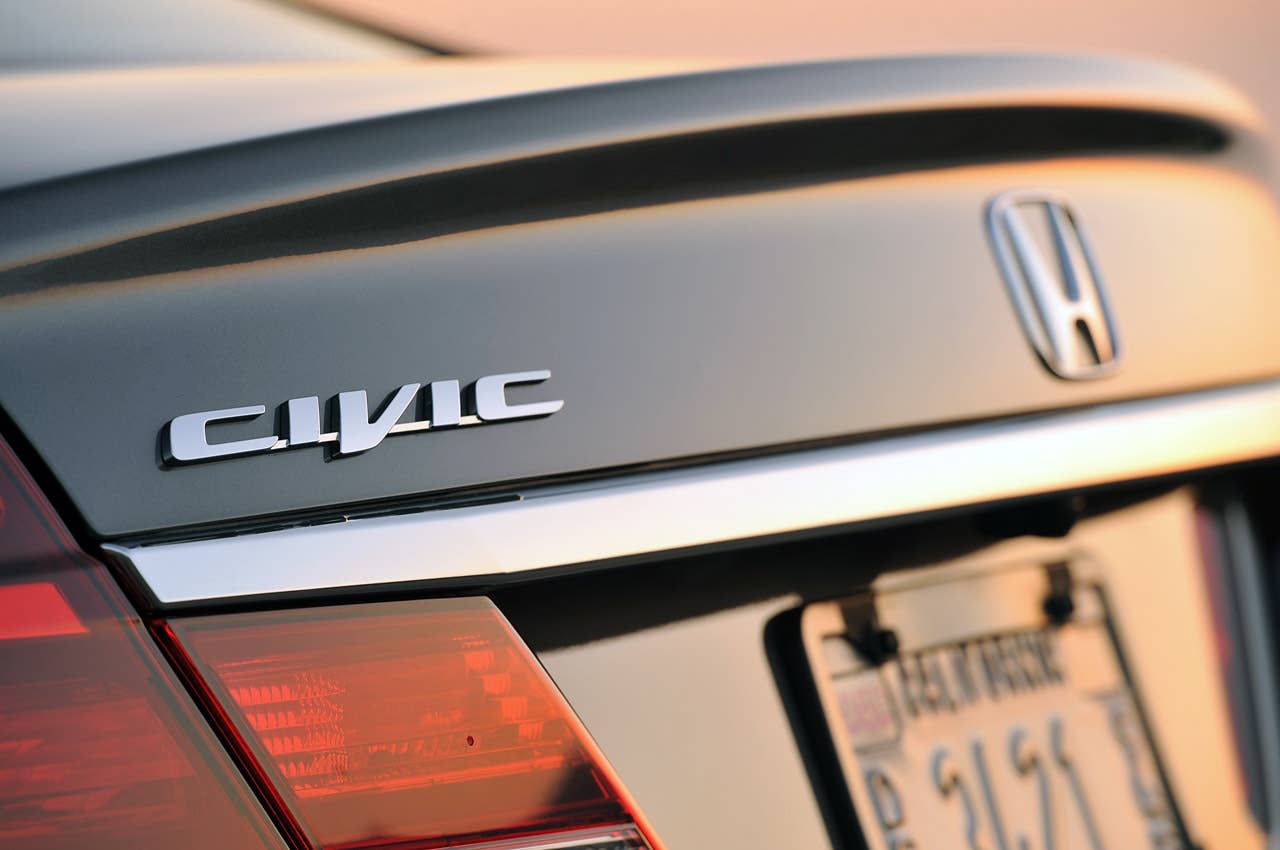 2013 Honda Civic badge
