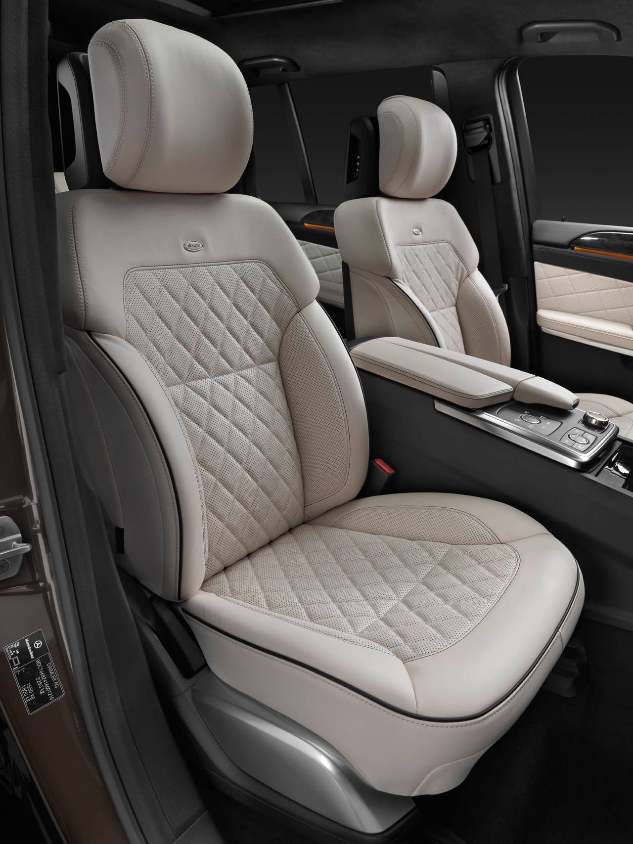 GL 350 BLUETEC, Citrinbraun metallic, Designo porcellan (X 166) 2012