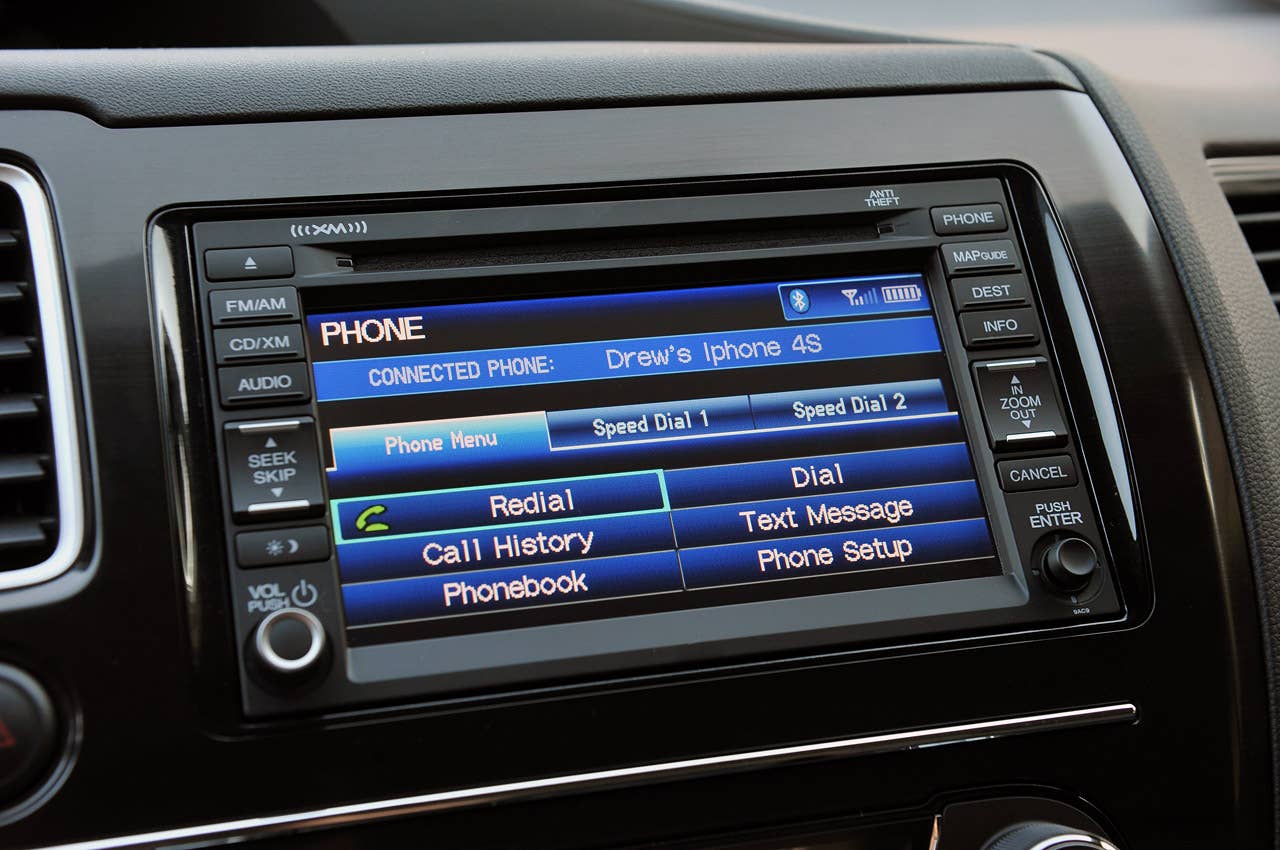 2013 Honda Civic phone display