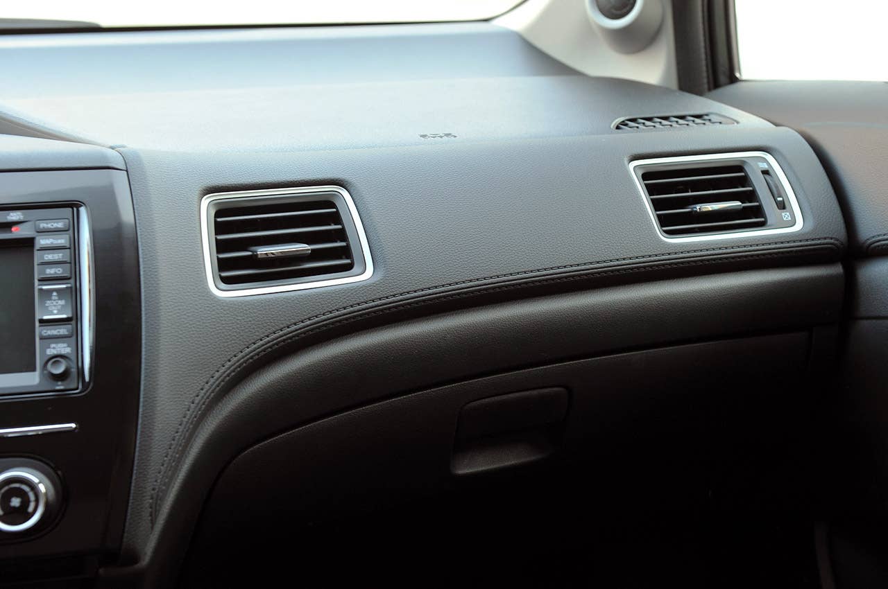 2013 Honda Civic dash