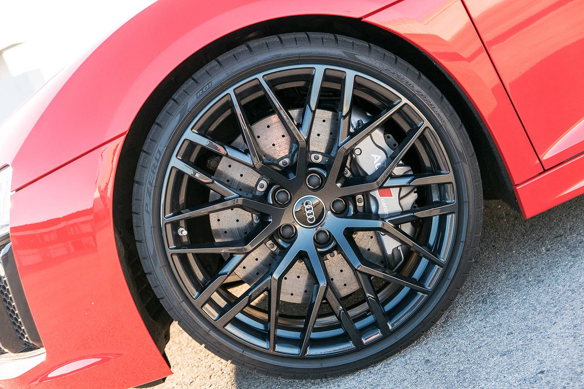 2017 Audi R8 wheel