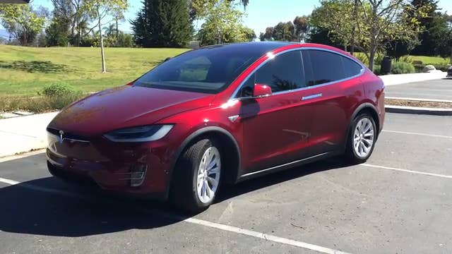 Tesla Model X Automatic Opening Doors
