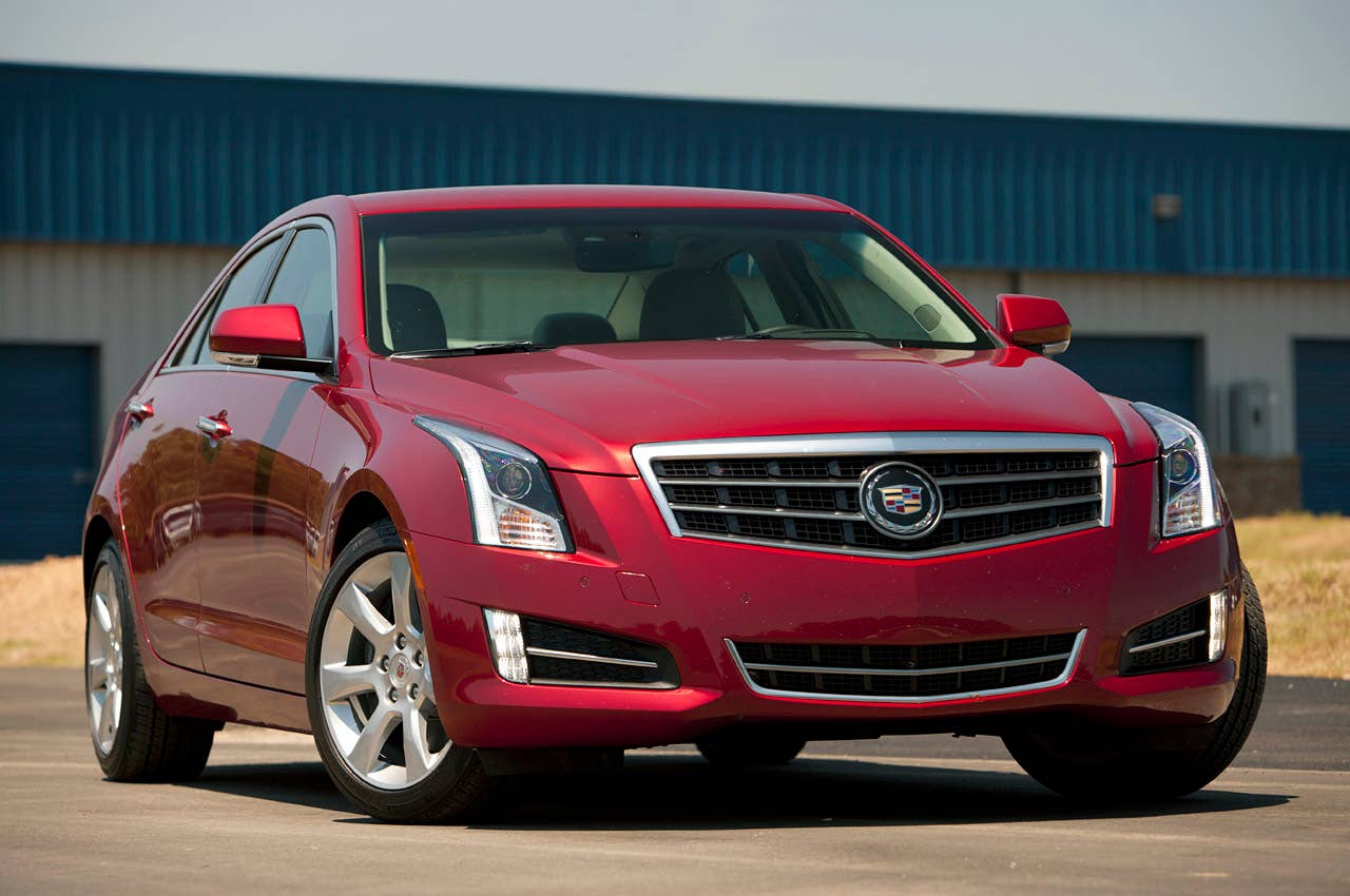 2013 Cadillac ATS front 3/4 view