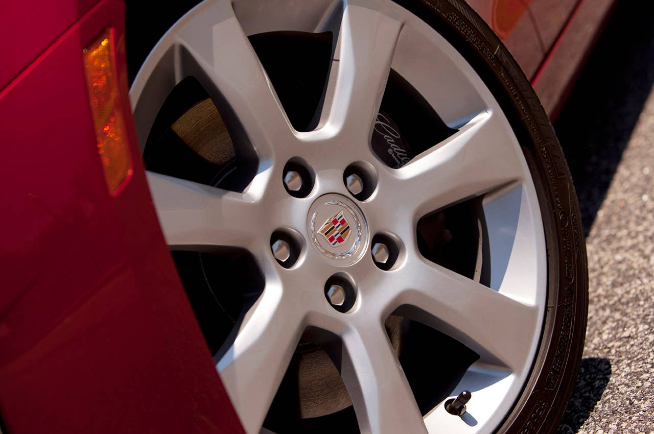 2013 Cadillac ATS wheel