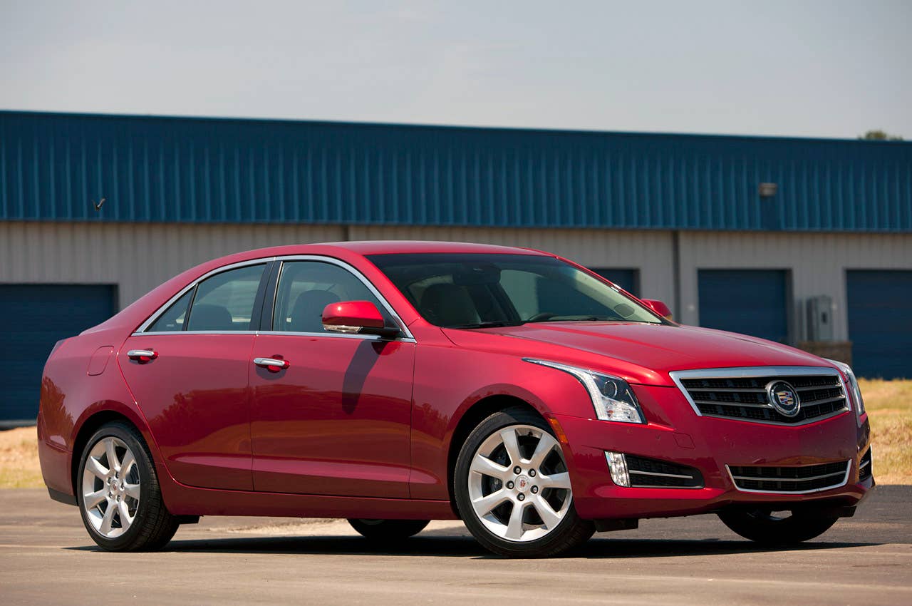 2013 Cadillac ATS front 3/4 view